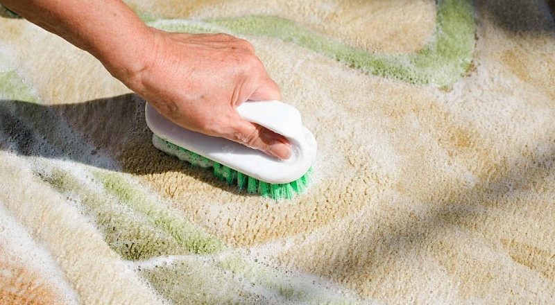 How to clean a jute rug