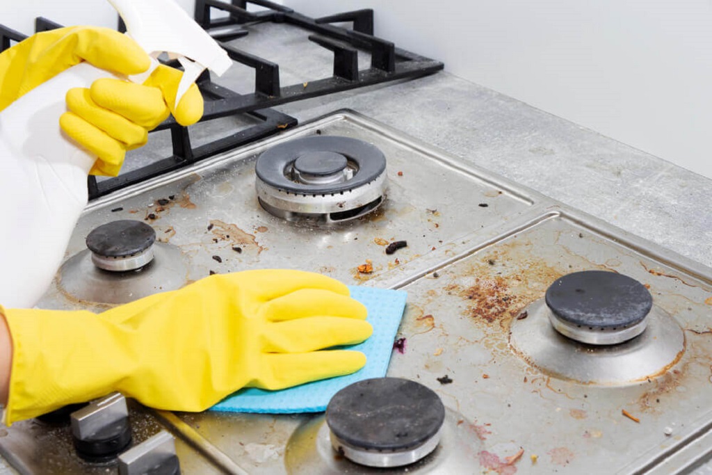 How to Clean Stove Burners
