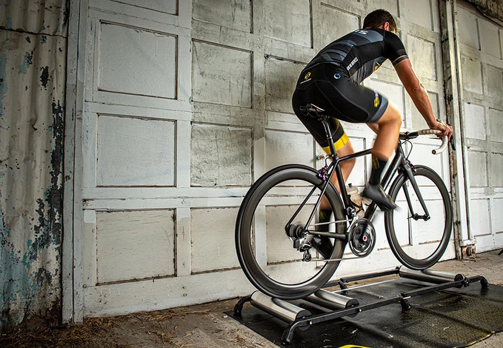 How To Ride On Cycling Rollers