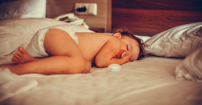 How to Help Baby Sleep for Longer: Expert Tips for Restful Nights