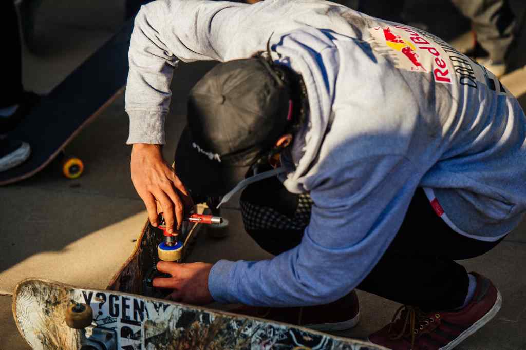 How to clean a skateboard with household items