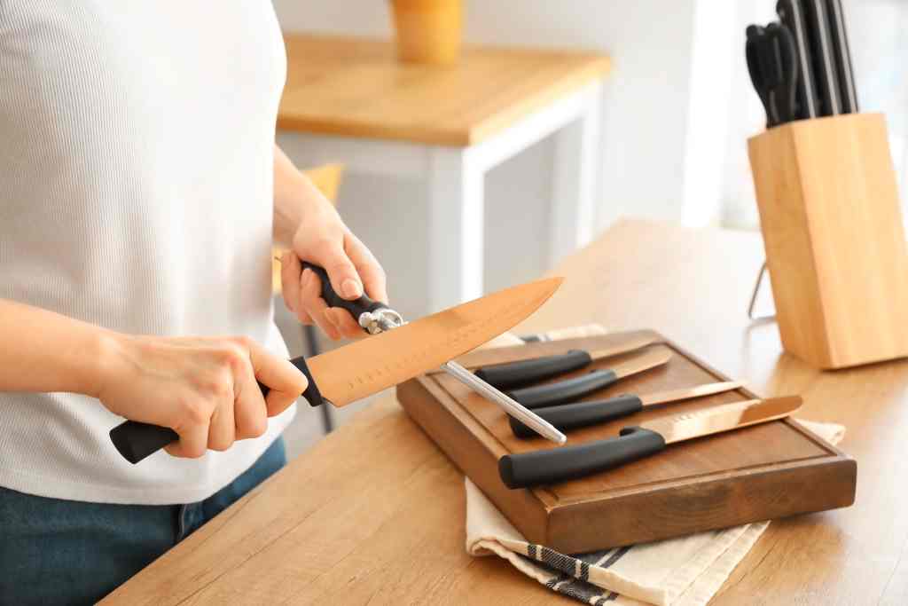 Knife Sets A Complete Cutting Collection or Unnecessary Expense