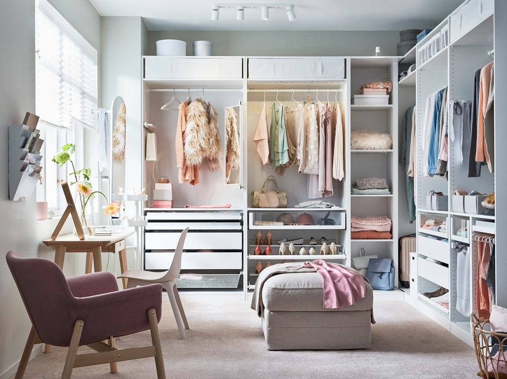 What are five tips you found online for organizing your closet