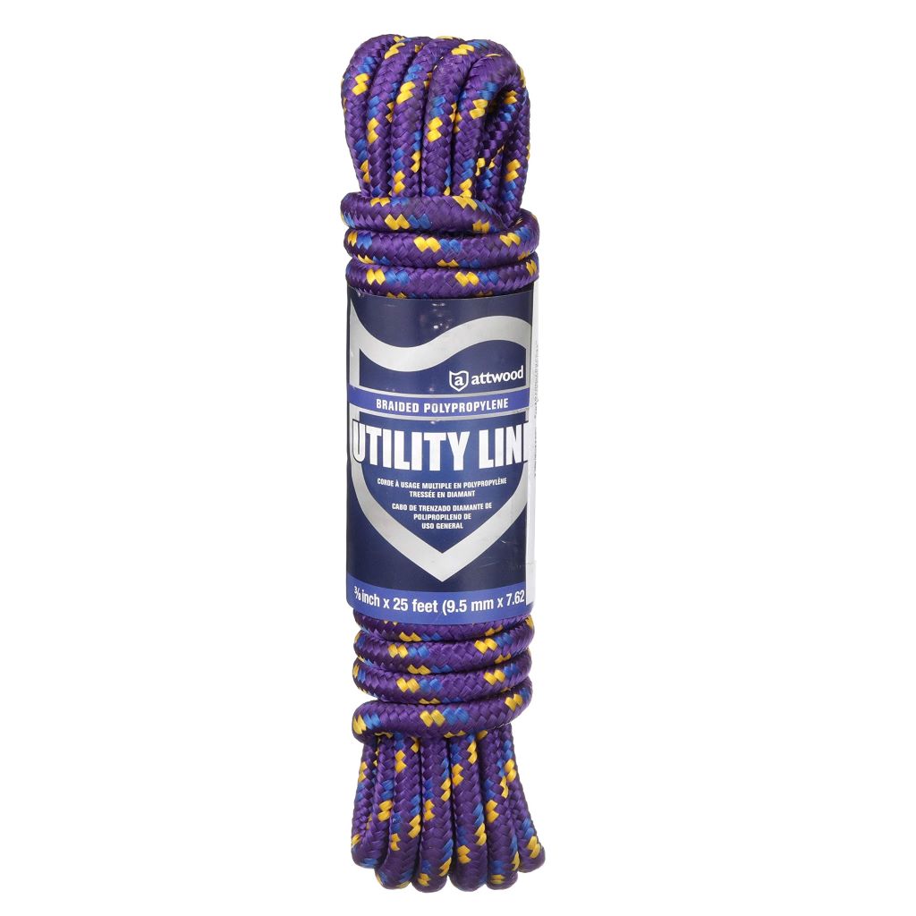Close-up of Attwood 11704-2 rope fibers showing braided design and durability.